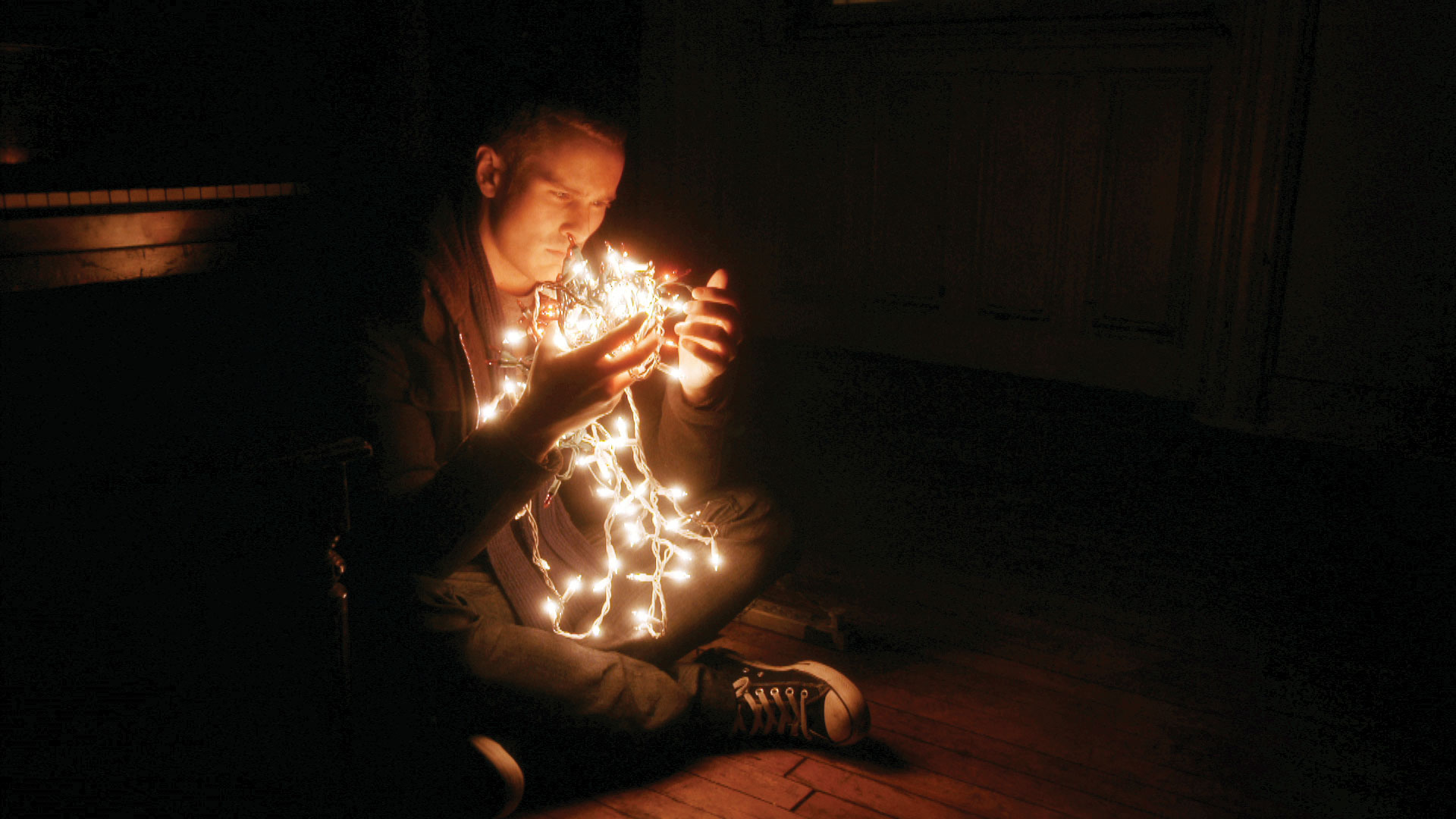 [Image: fivedances_christmas_lights_2_Ryan_Steele.jpg]